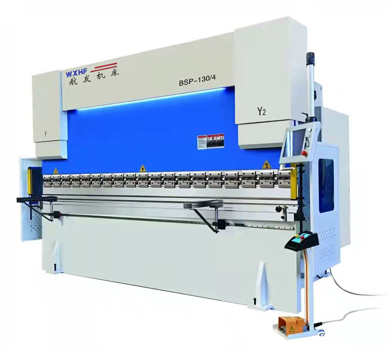 雙伺服數(shù)控折彎?rùn)C(jī)WE67K-130T4000.jpg
